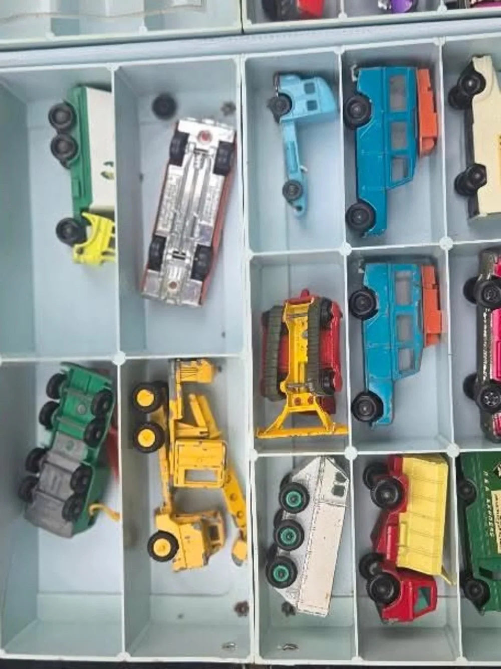 Miniature Car Collectors 48 Car Show Case - Blue & Red Graphics